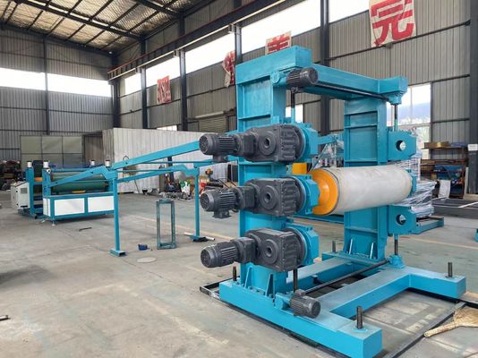 เครื่องทำสายการอัดรีดแผ่นพลาสติก PP PE อัตโนมัติความจุสูง