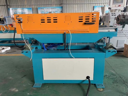 CE Pp 35kg / H Pe เครื่องทำท่อลูกฟูกสายไฟฟ้าท่อเกลียว