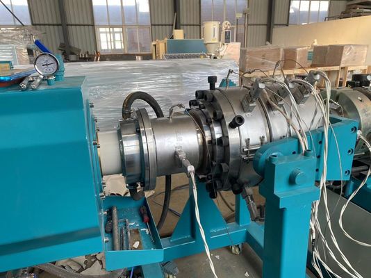 ท่อส่งน้ำและระบายน้ำ PVC Extrusion Line Twin Screw