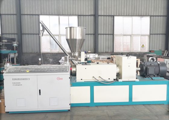 20-63 มม. ท่อพีวีซีน้ำประปาท่อระบายน้ำเสีย Extrusion Line Making Machine