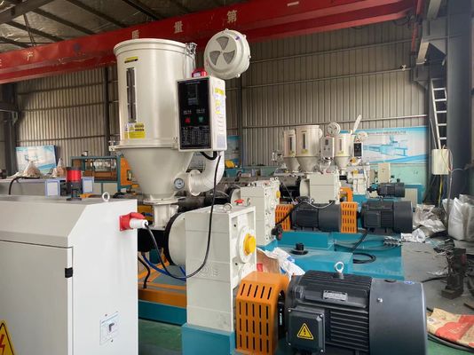 PE ท่อลูกฟูก PP Extrusion Line ระบายน้ำท่อร้อยสายไฟฟ้า