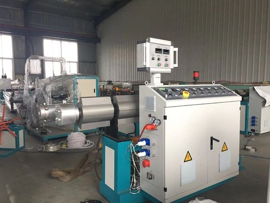 เครื่องท่อลูกฟูกพลาสติกสกรูเดี่ยว 60-80 กก. / ชม