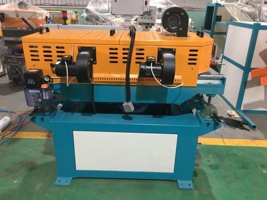 เครื่องท่อลูกฟูกพลาสติกสกรูเดี่ยว 60-80 กก. / ชม