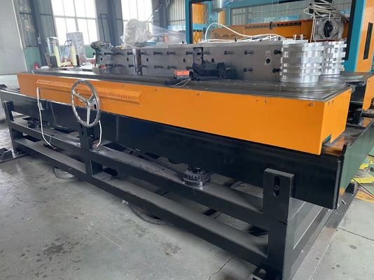 ท่อร้อยสายไฟ PE PP Extrusion Line การทำท่อลูกฟูกผนังเดียว