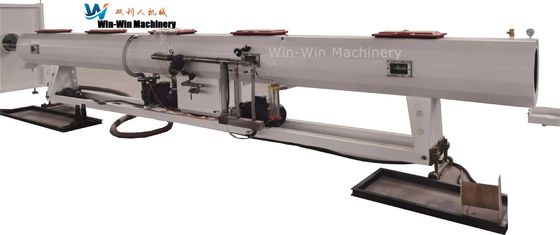 เครื่องทำท่อ PVC PE Hdpe สำหรับการระบายน้ำ