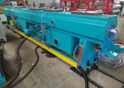 HDPE PPR ท่อรีดท่อน้ำเสียเครื่องทำท่อ