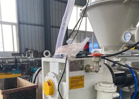 20-80 กก. / ชม. PP PE PVC Pipe Single Screw Extruder Machine Making Machine