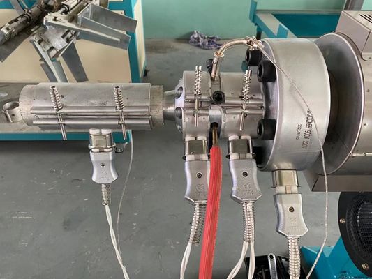 16-63 มม. PE PP Single Wall Corrugated Pipe Extrusion Line สกรูเดี่ยว