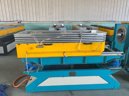 80 กก. / ชม. PE PP Single Wall Corrugated Pipe Extrusion Line สกรูเดี่ยว
