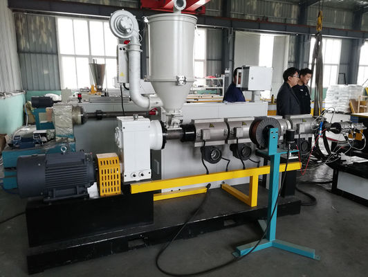 PP PE PVC Single Wall Corrugated Pipe Extrusion สายการผลิต 20-63mm