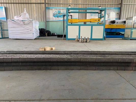80-150 กก. / ชม. เครื่องอัดรีดแบบสกรูเดี่ยวสำหรับท่อลูกฟูก HDPE PP PE ผนังเดียว